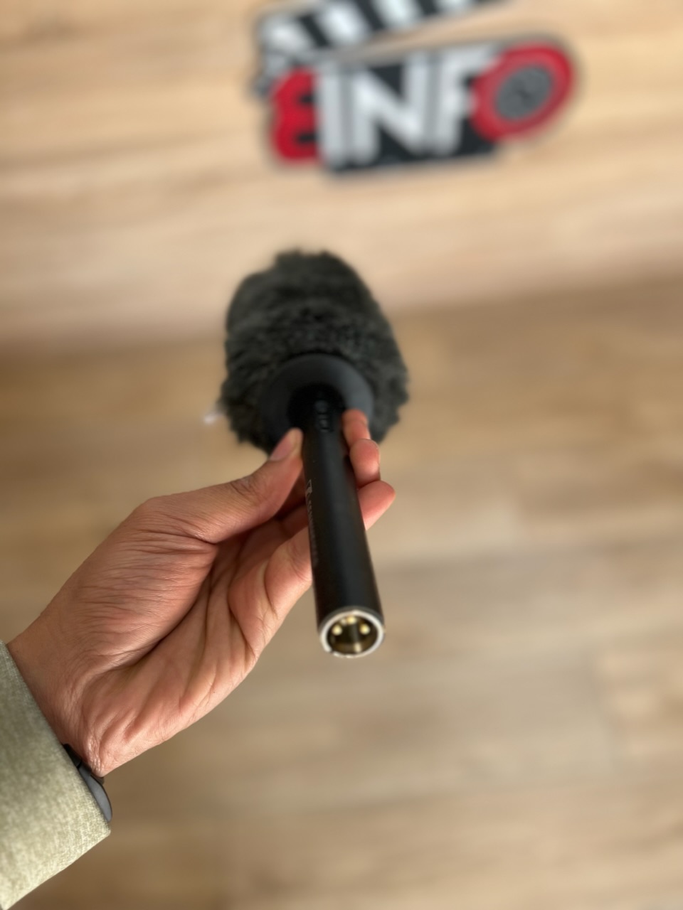 Sennheiser mkh 600 image