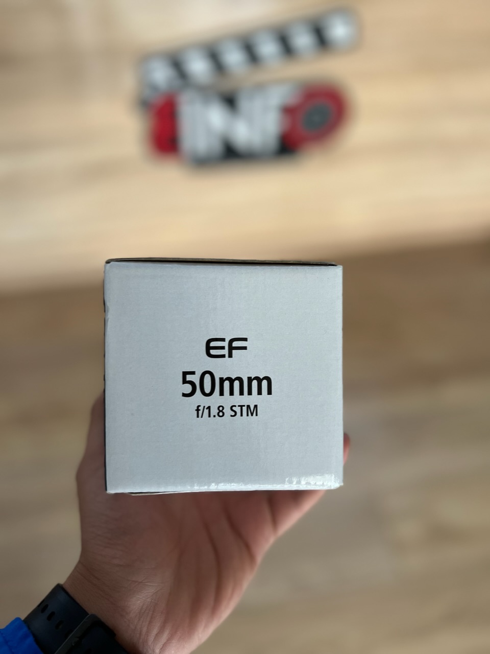 Canon 50mm 1.8 stm image