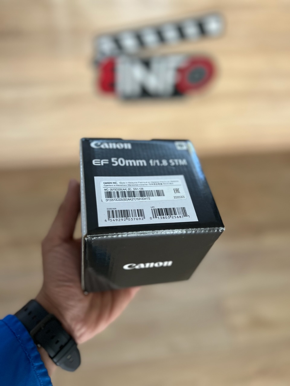 Canon 50mm 1.8 stm image