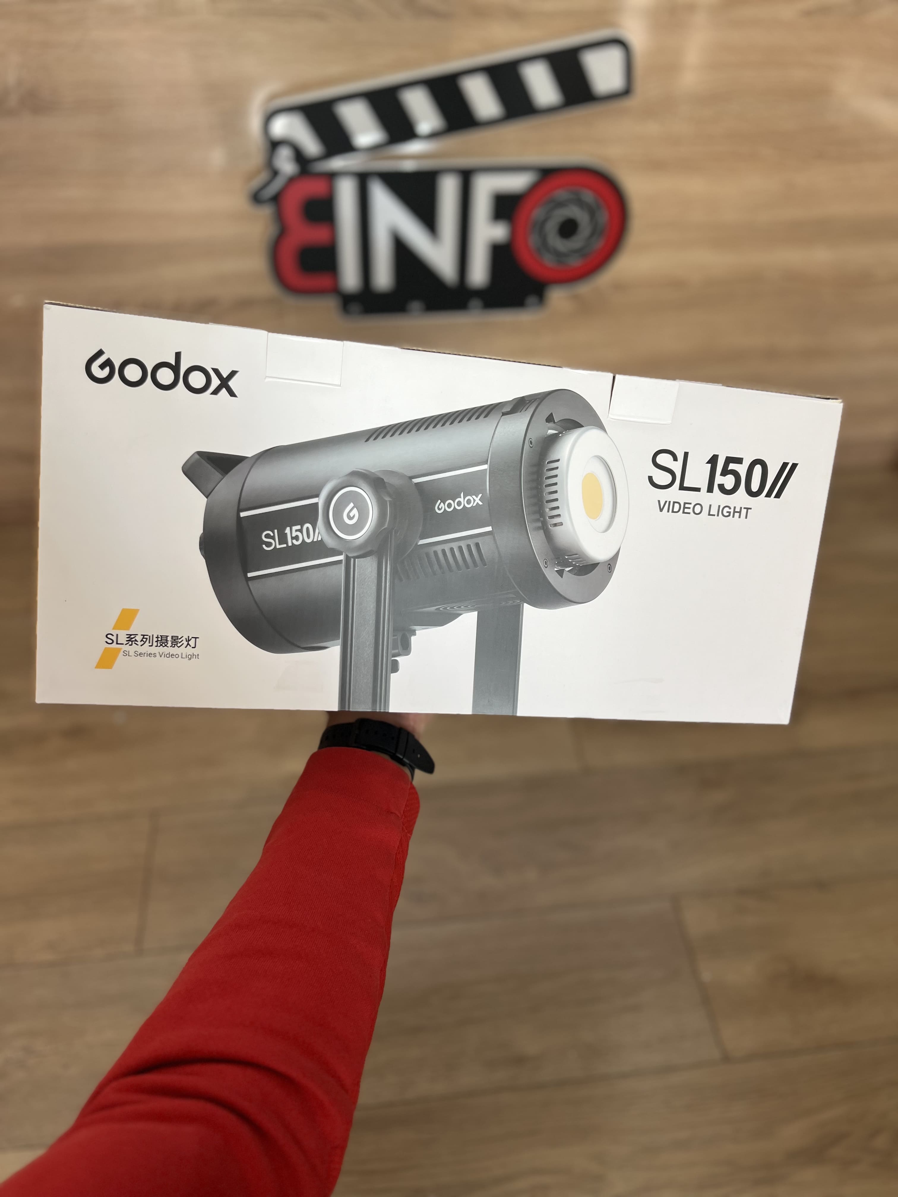 Godox sl150 ll image