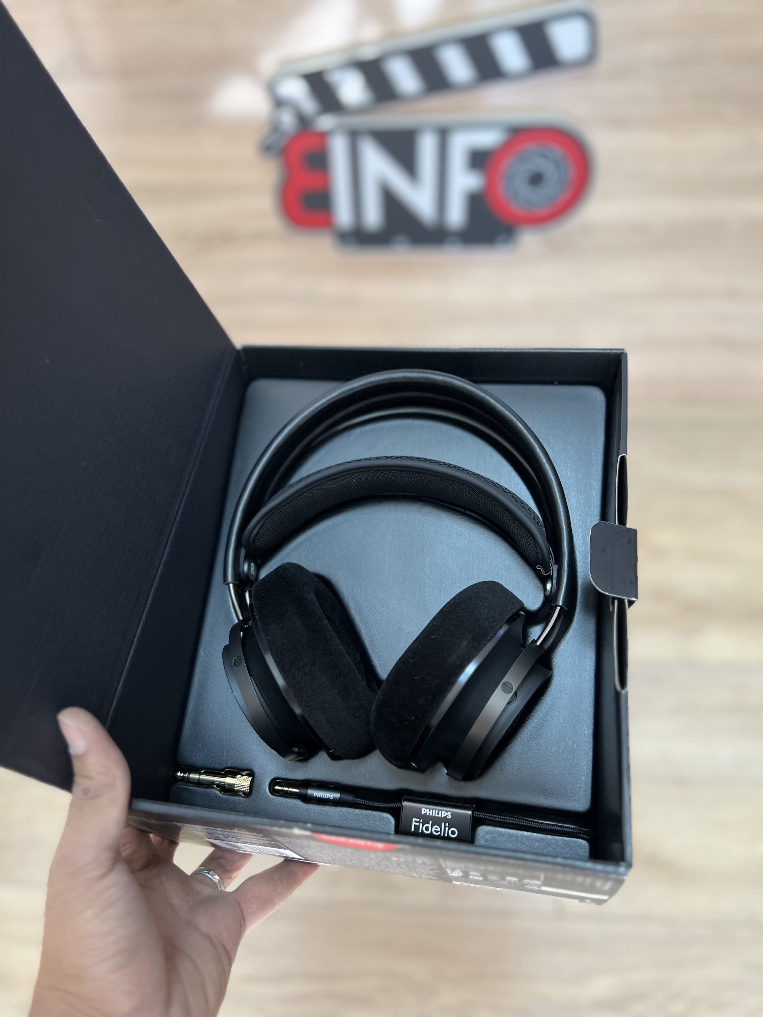 Philips Fidelio X2HR image