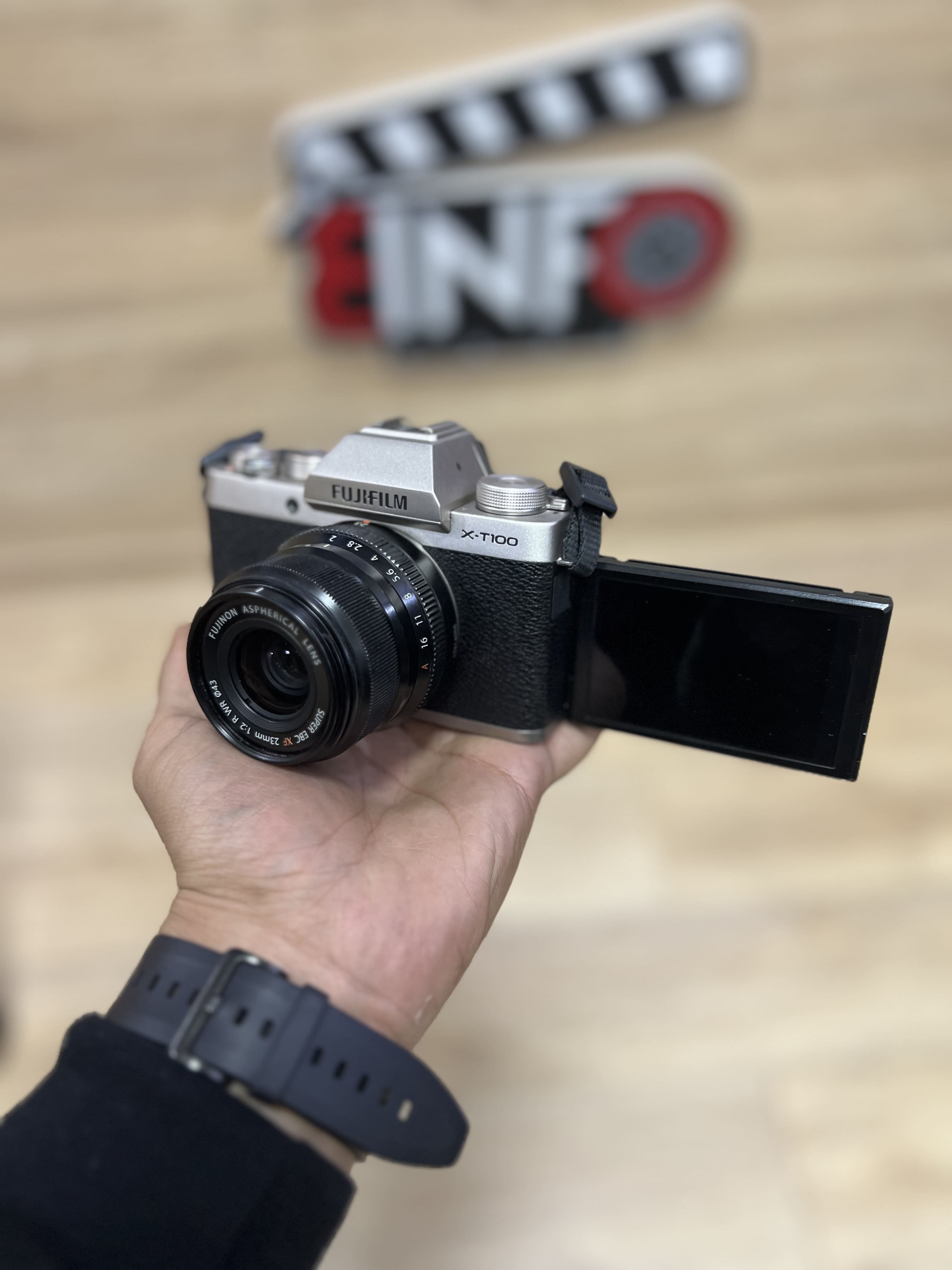 Fujifilm xt-100 image