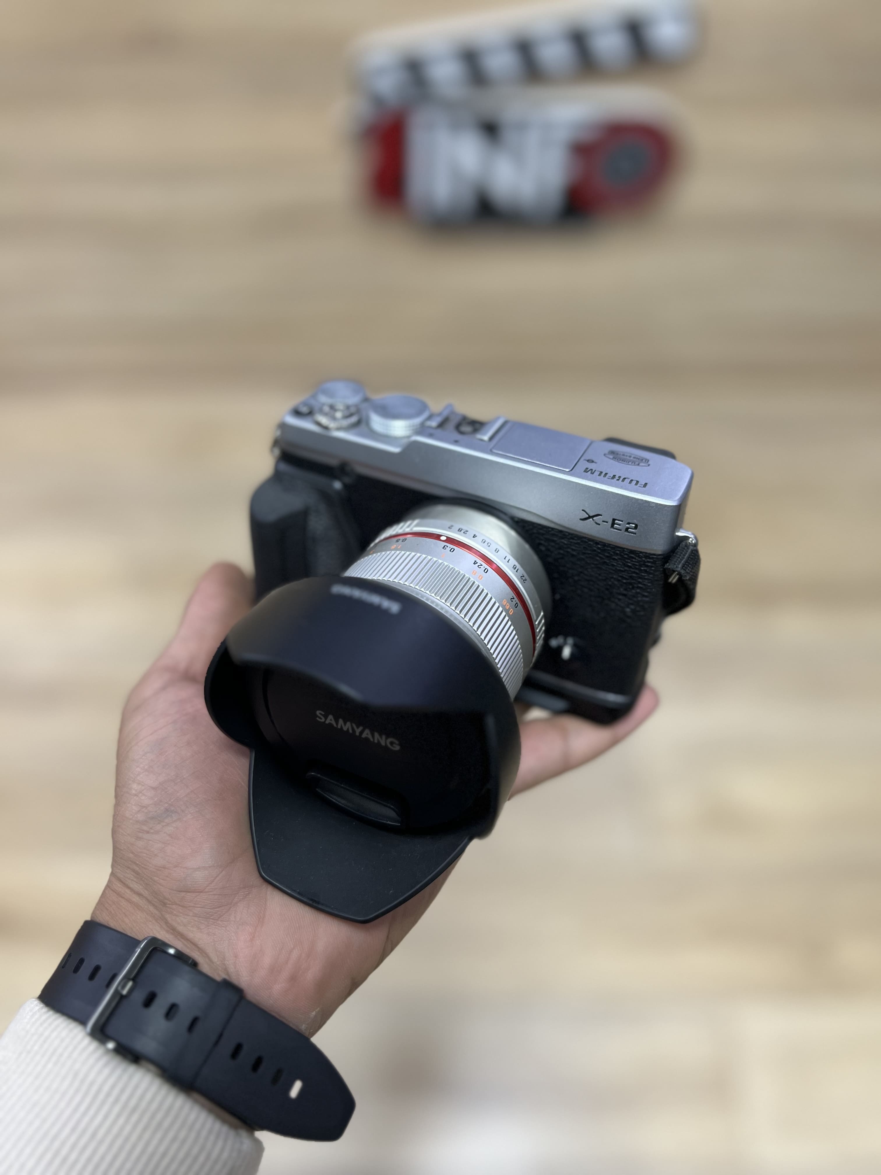 FUJIFILM X-E2 Mirrorless Digital Camera image
