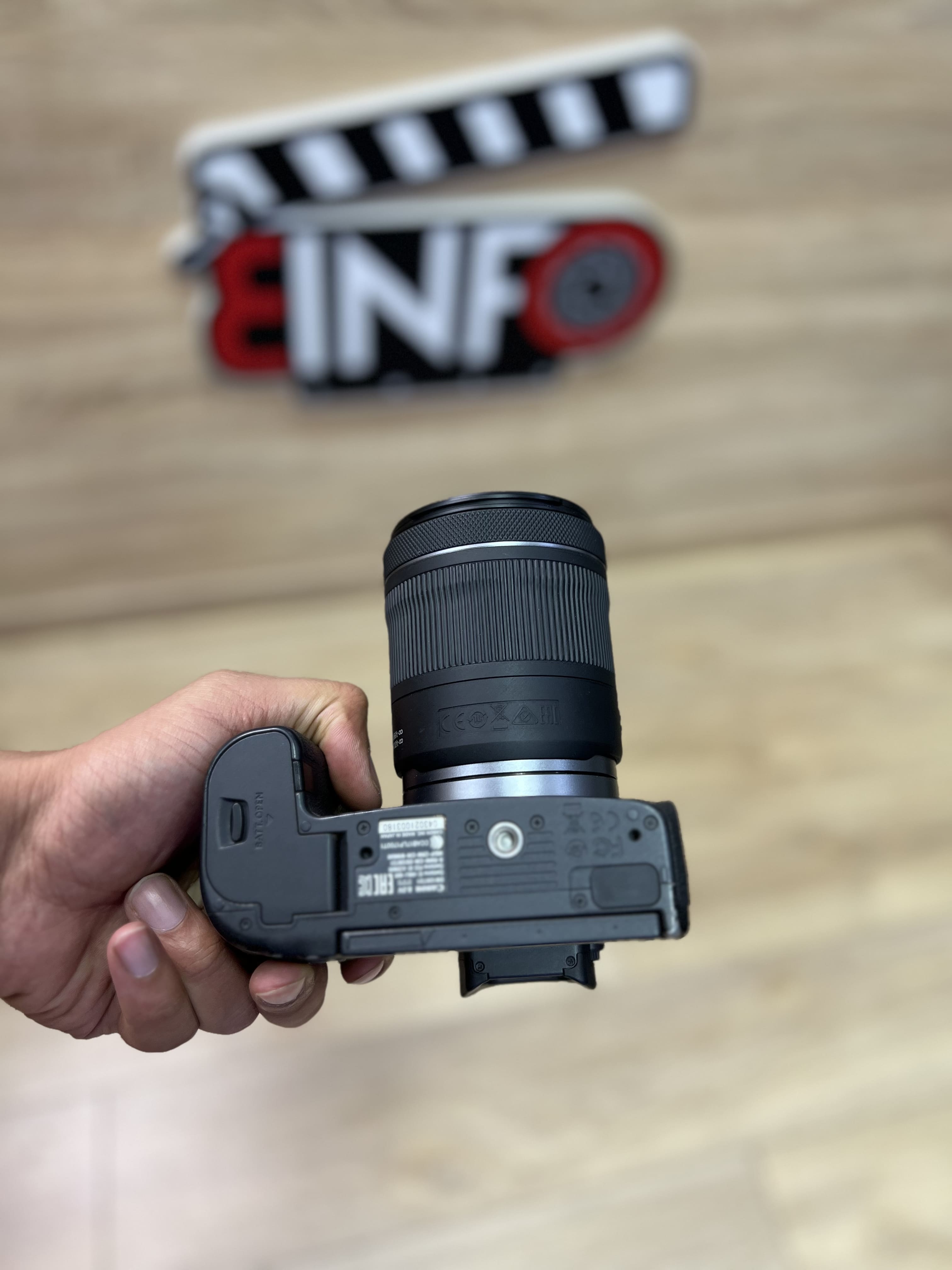 Canon eos r image