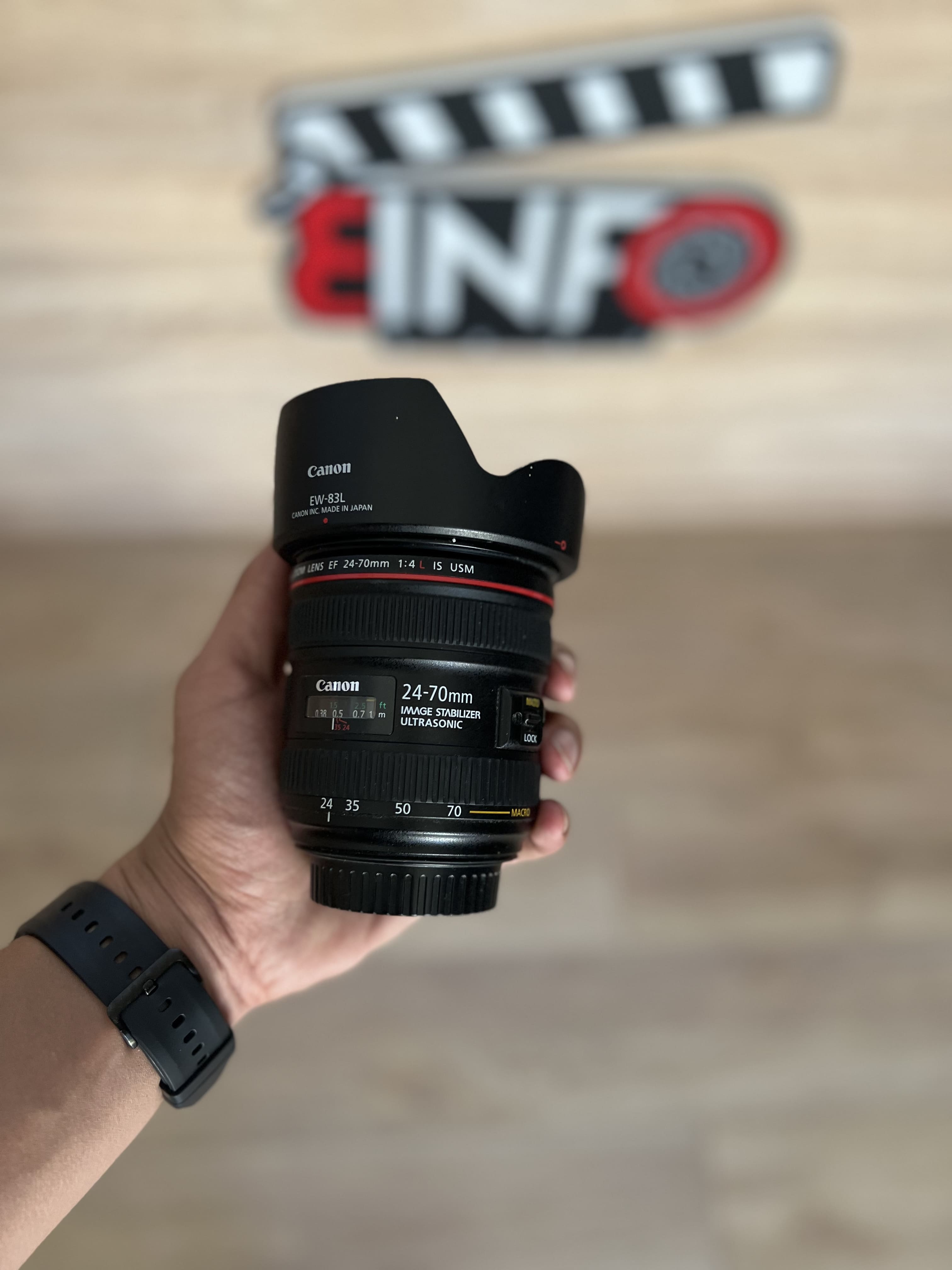 Canon EF 24-70mm f/4L Macro image