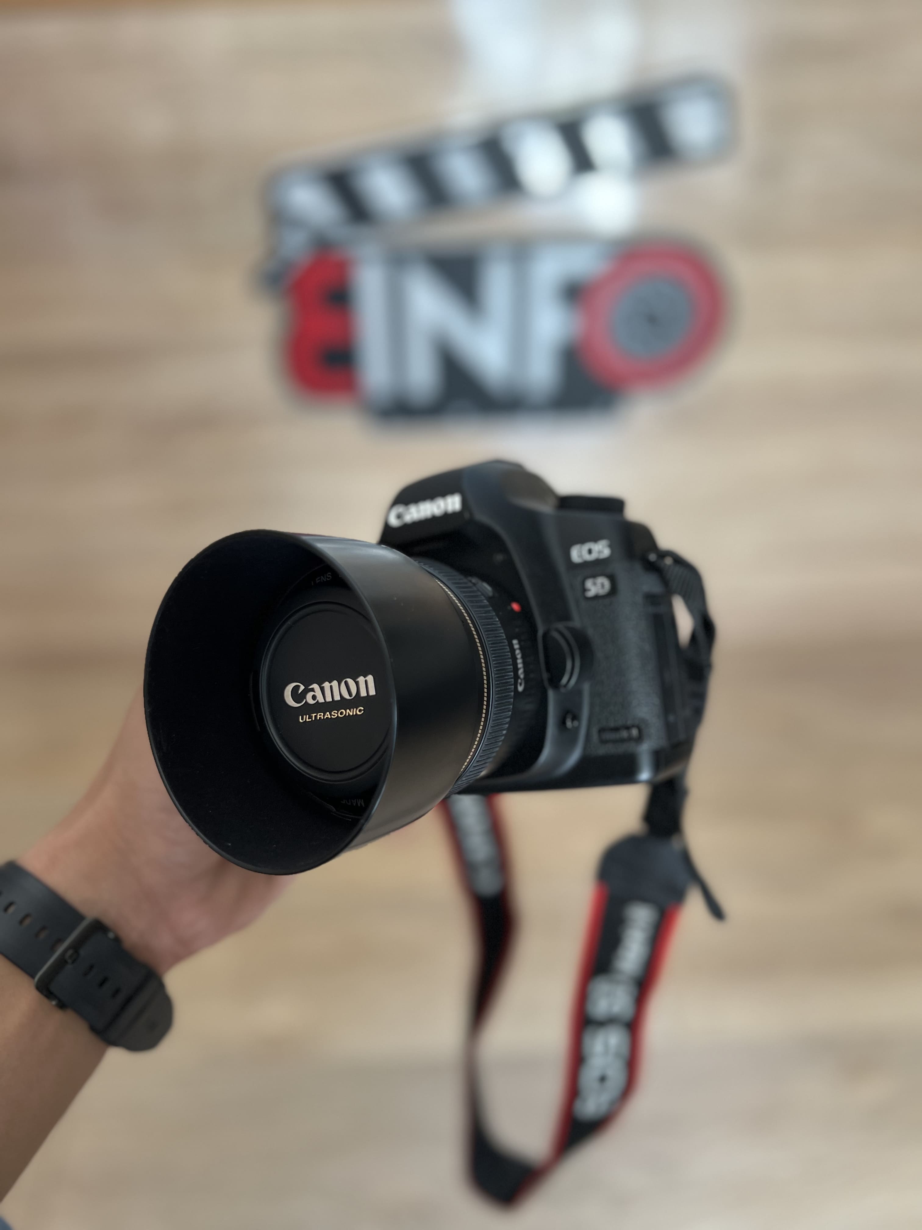 Canon 5d mark ll  image