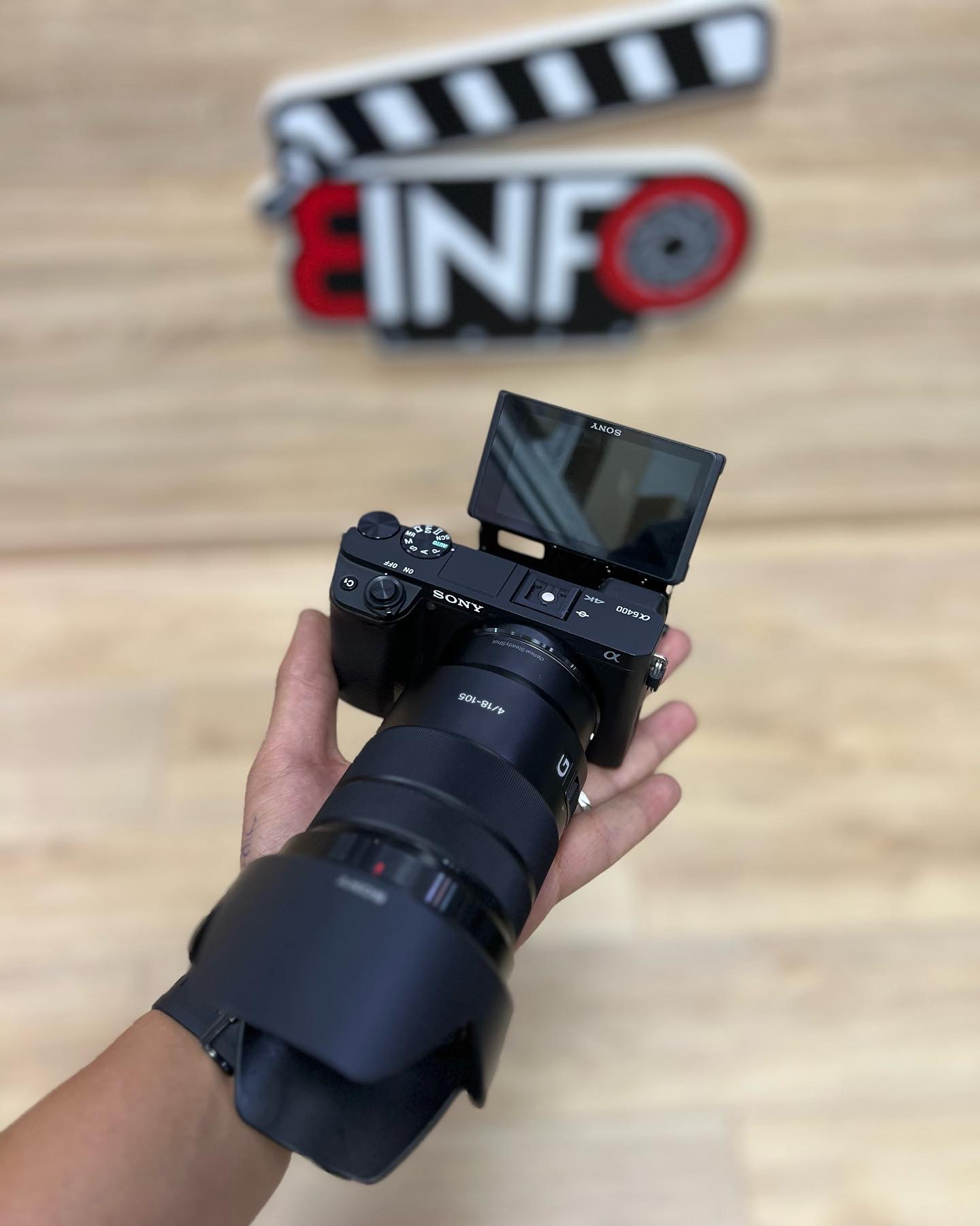 Sony a6400 & 18-105 image