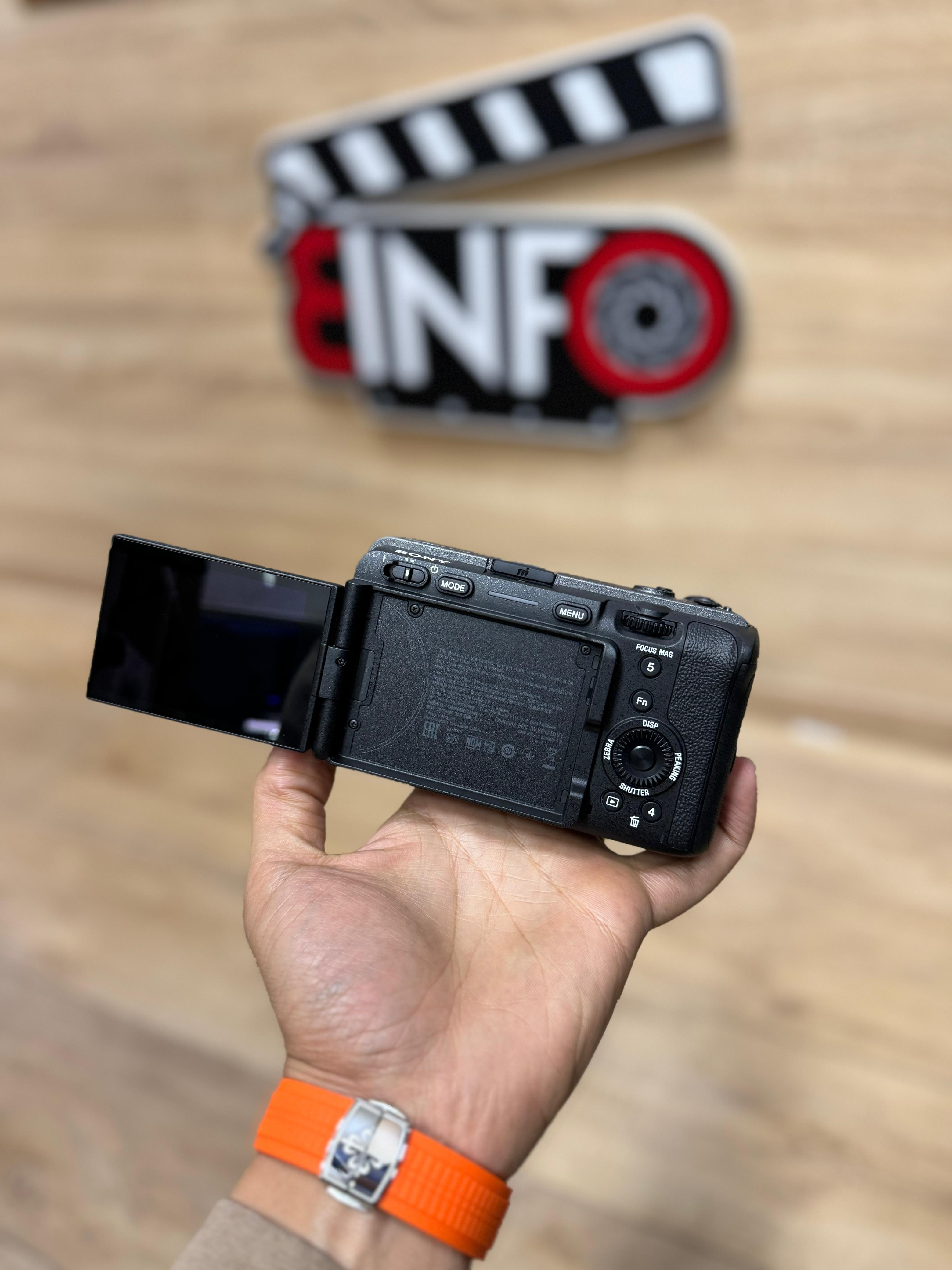 SONY FX30 image