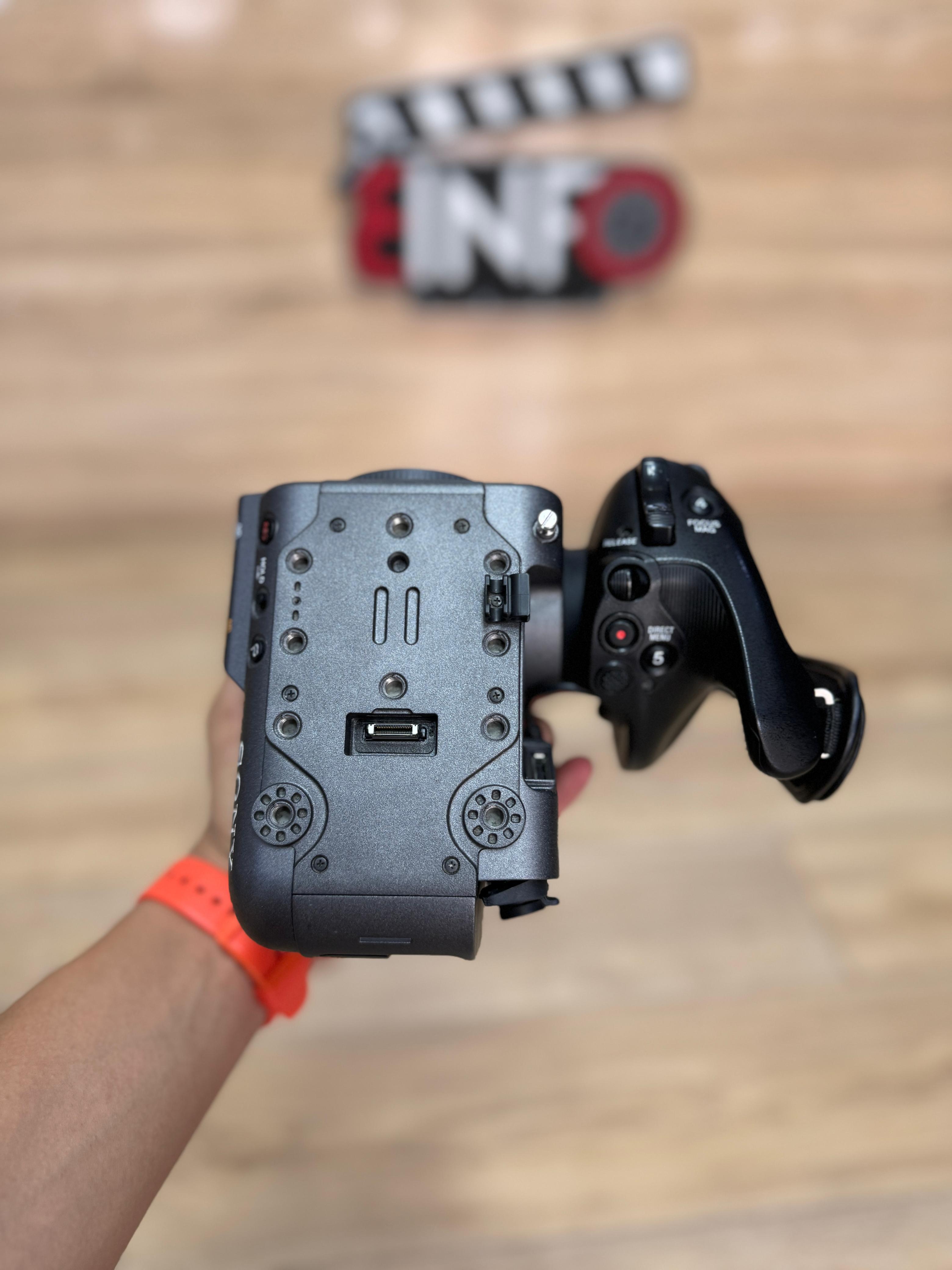 Sony FX6 image