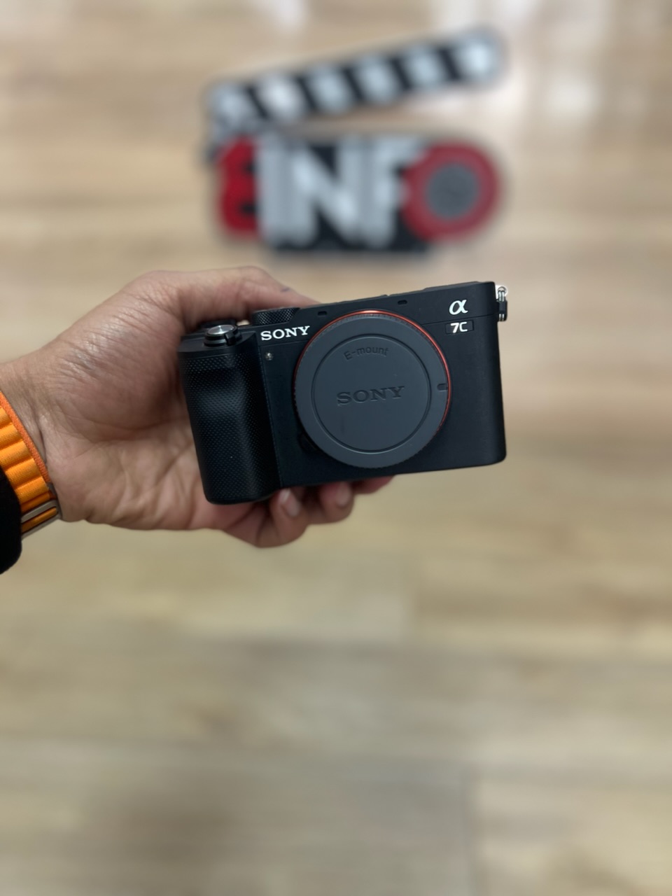Sony a7c image