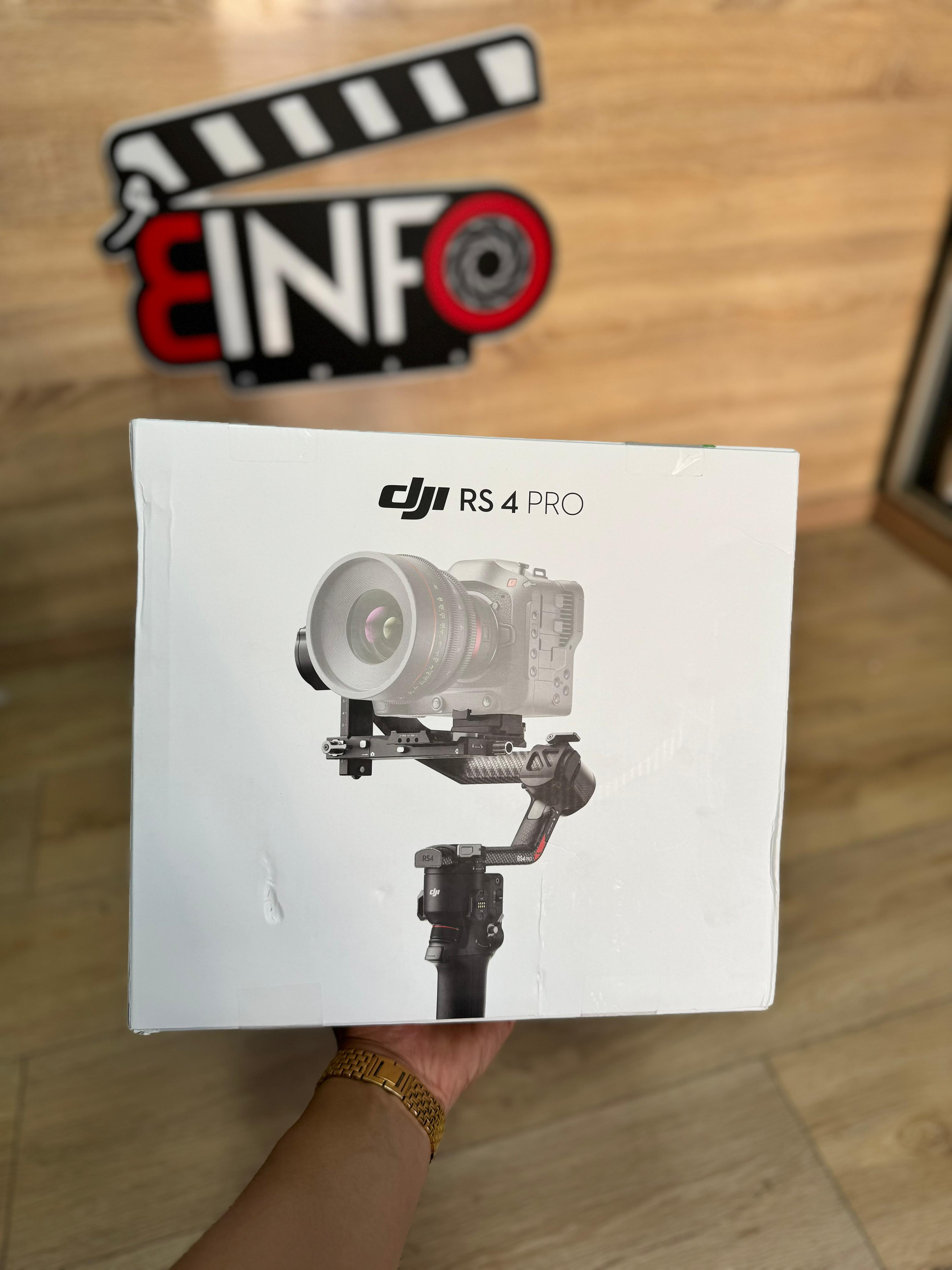 DJI RS4 PRO Combo image